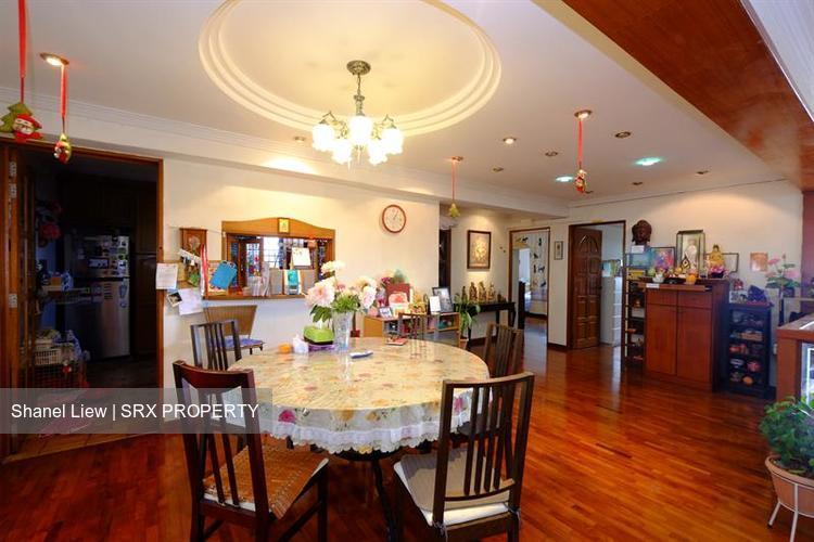 Blk 155 Pasir Ris Street 13 (Pasir Ris), HDB Executive #195100362
